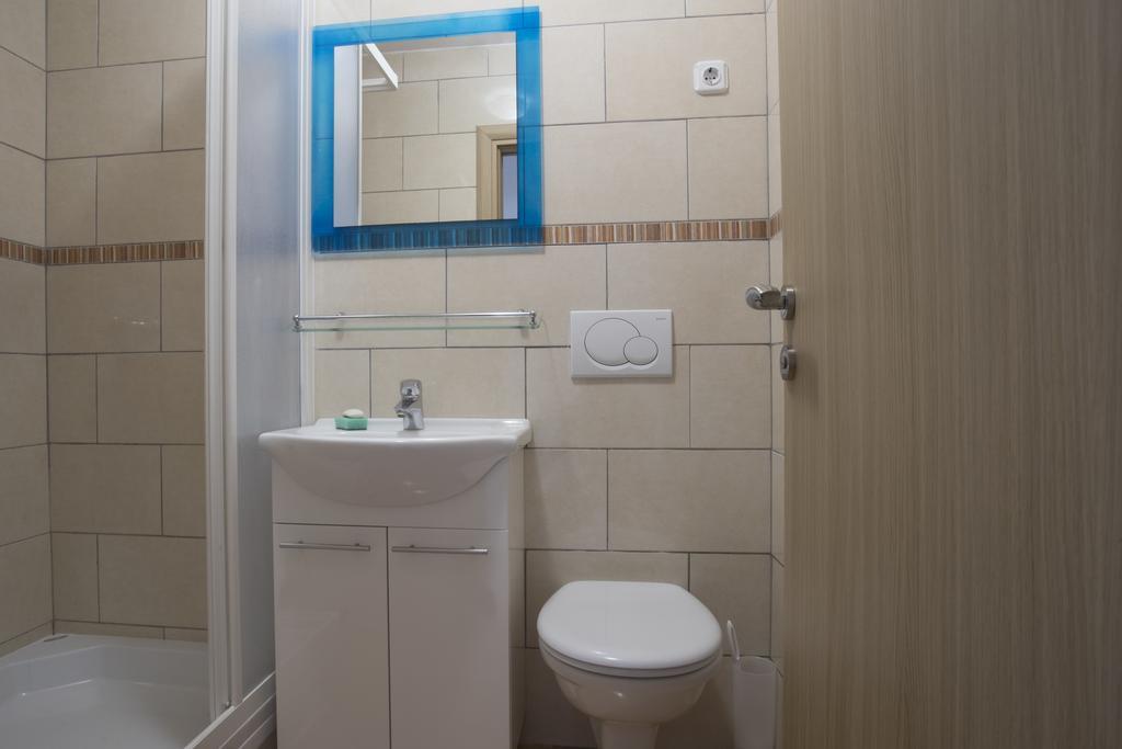 Jela Apartments 宁 外观 照片