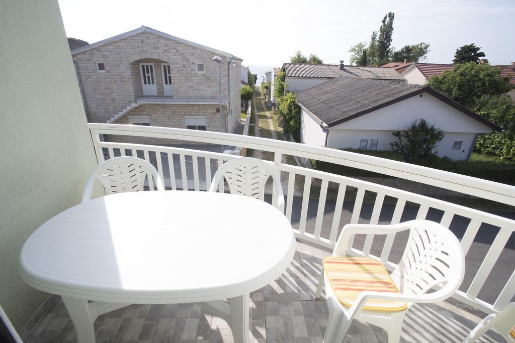 Jela Apartments 宁 外观 照片